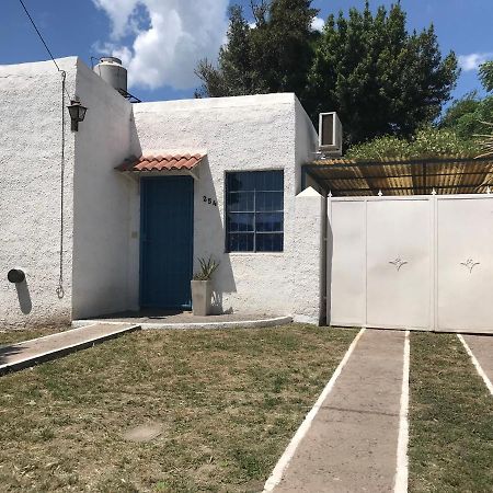 La Casa Azul: Tranquilidad Y Esparcimiento En Un Entorno Natural Villa Chascomús Eksteriør bilde