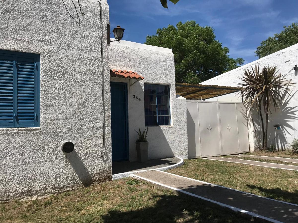 La Casa Azul: Tranquilidad Y Esparcimiento En Un Entorno Natural Villa Chascomús Eksteriør bilde